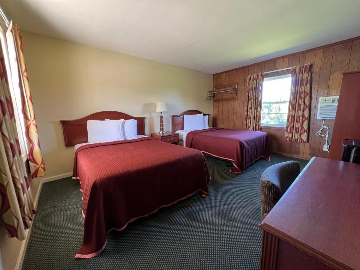 Relax Inn By Oyo Natural Bridge I-81 Esterno foto