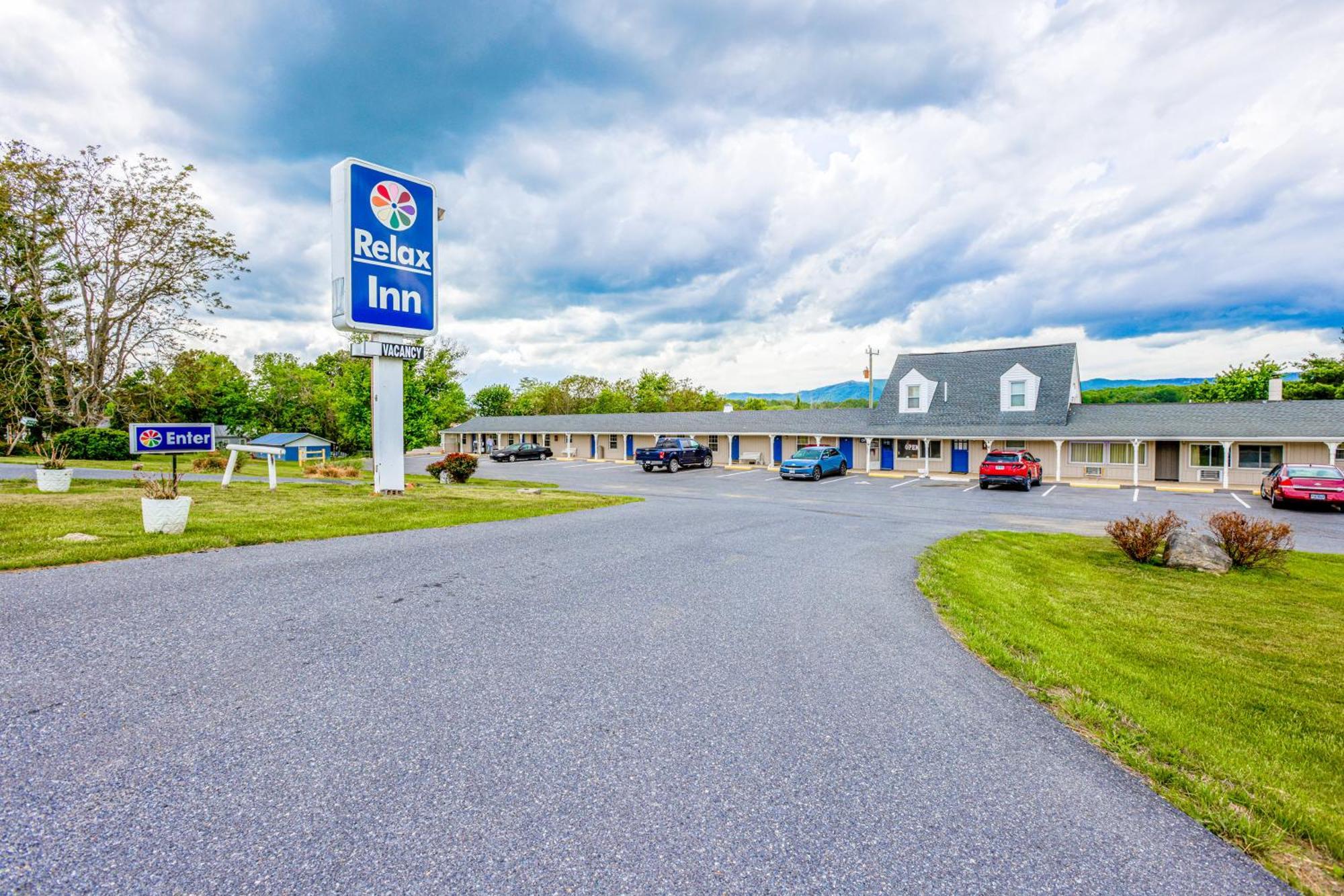 Relax Inn By Oyo Natural Bridge I-81 Esterno foto